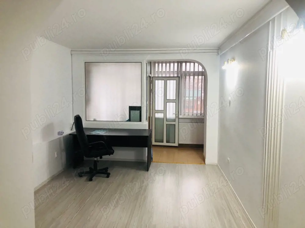 garsoniera de inchiriat pentru spatiu birou