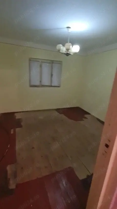 Inchiriez casa - spatii depozitare