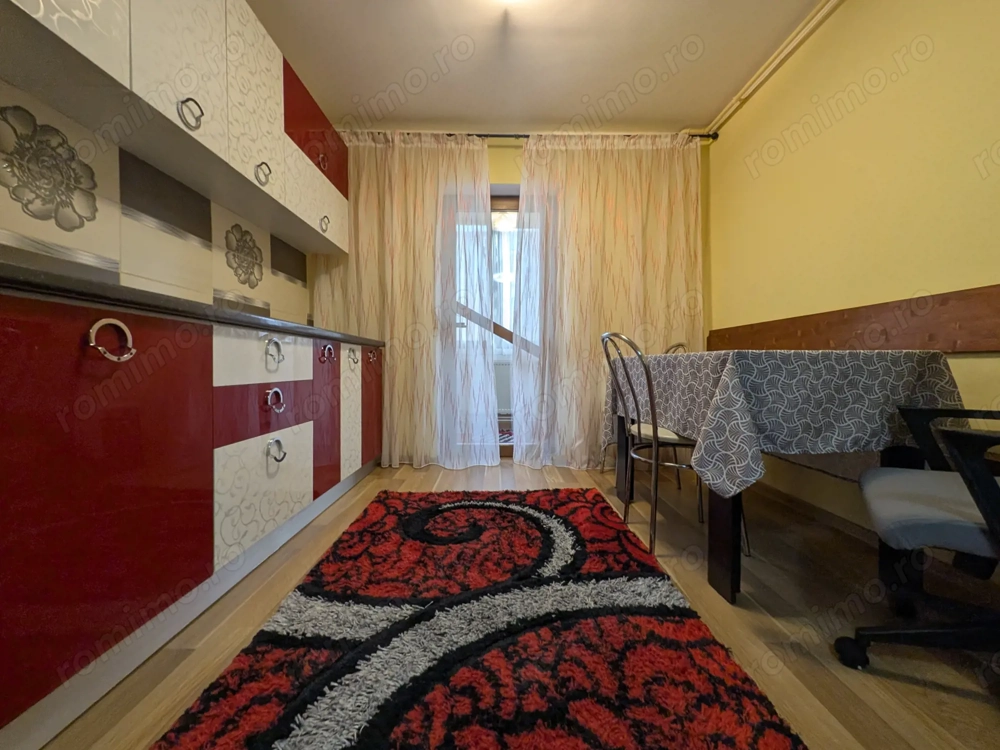 Apartament 2 camere - Decomandat - Girocului - 380 Euro