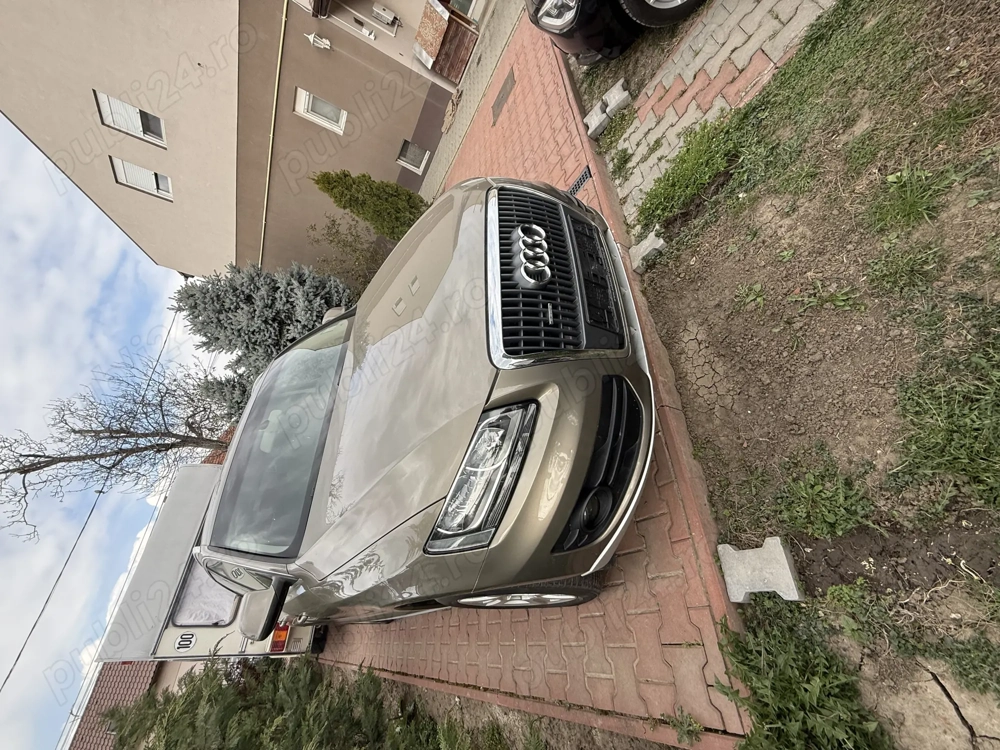  Vând Audi Q5