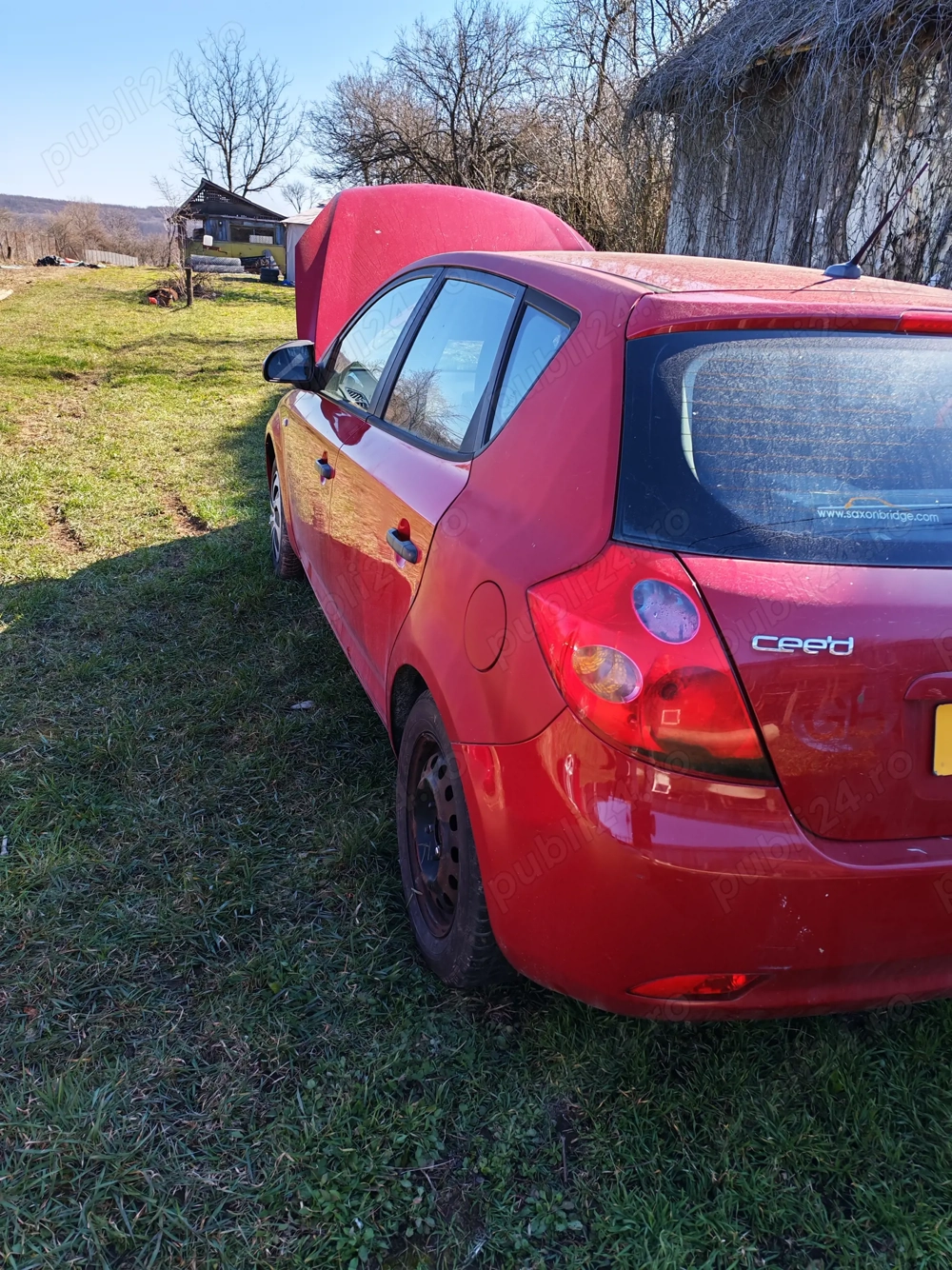 Dezmembrez kia ceed 1,6 benzină an 2009