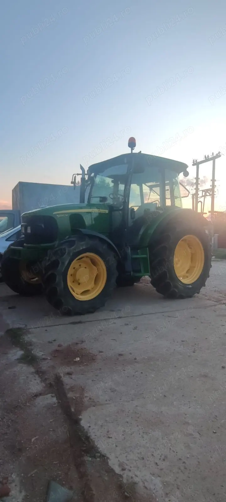 Tractor John Deere 5090M