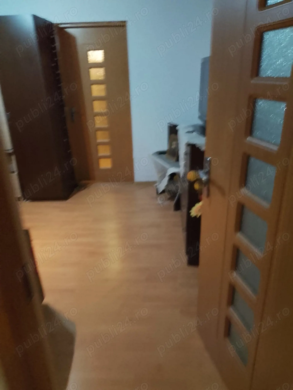 Vând apartament Malu Rosu