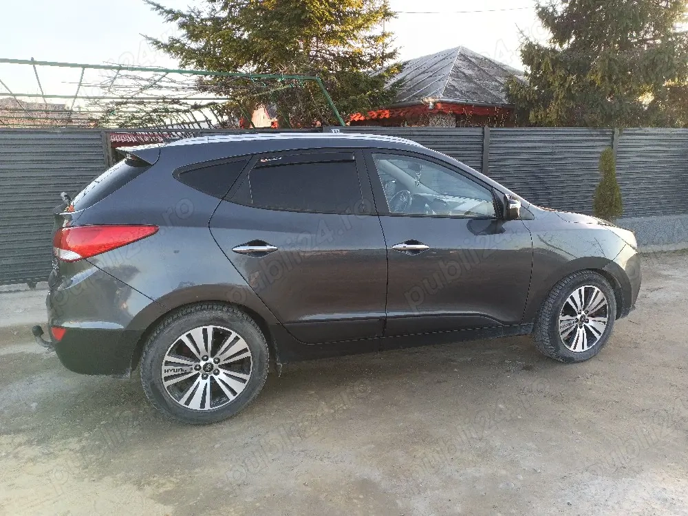 vând Hyundai ix 35 cutie automată 