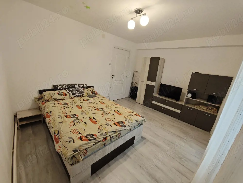 Proprietar   Apartament 3 camere decomandat, 1990, 86 mp total