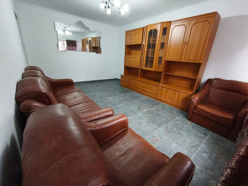 Apartament 3 camere | De inchiriat |  Zona Tomis 3 | Poziție excelentă