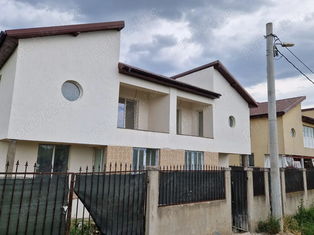  Casă duplex nouă 4 camere   Pantelimon | Curte 280 mp | 95.000 euro