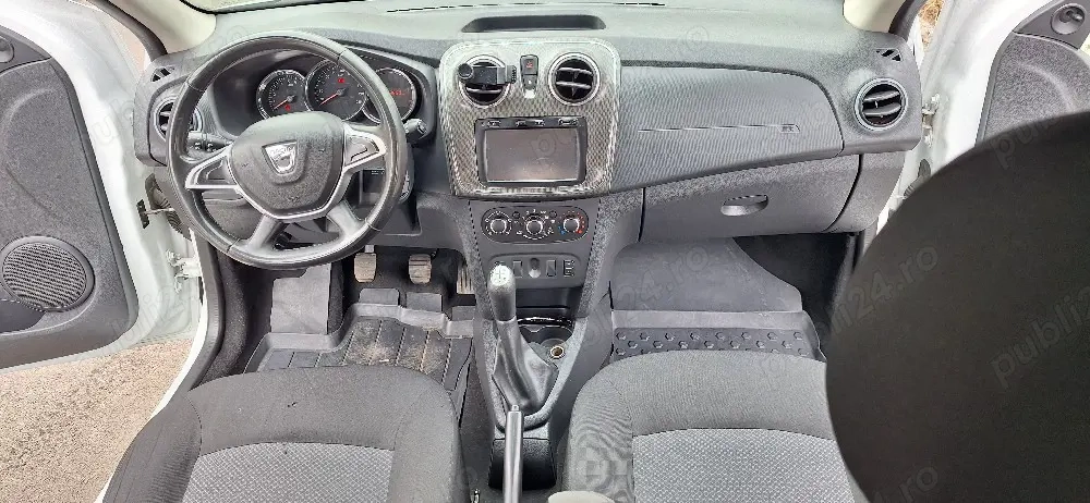 Logan mcv an 2017 Euro 6 motor 1.2 benzina cu 133000 km