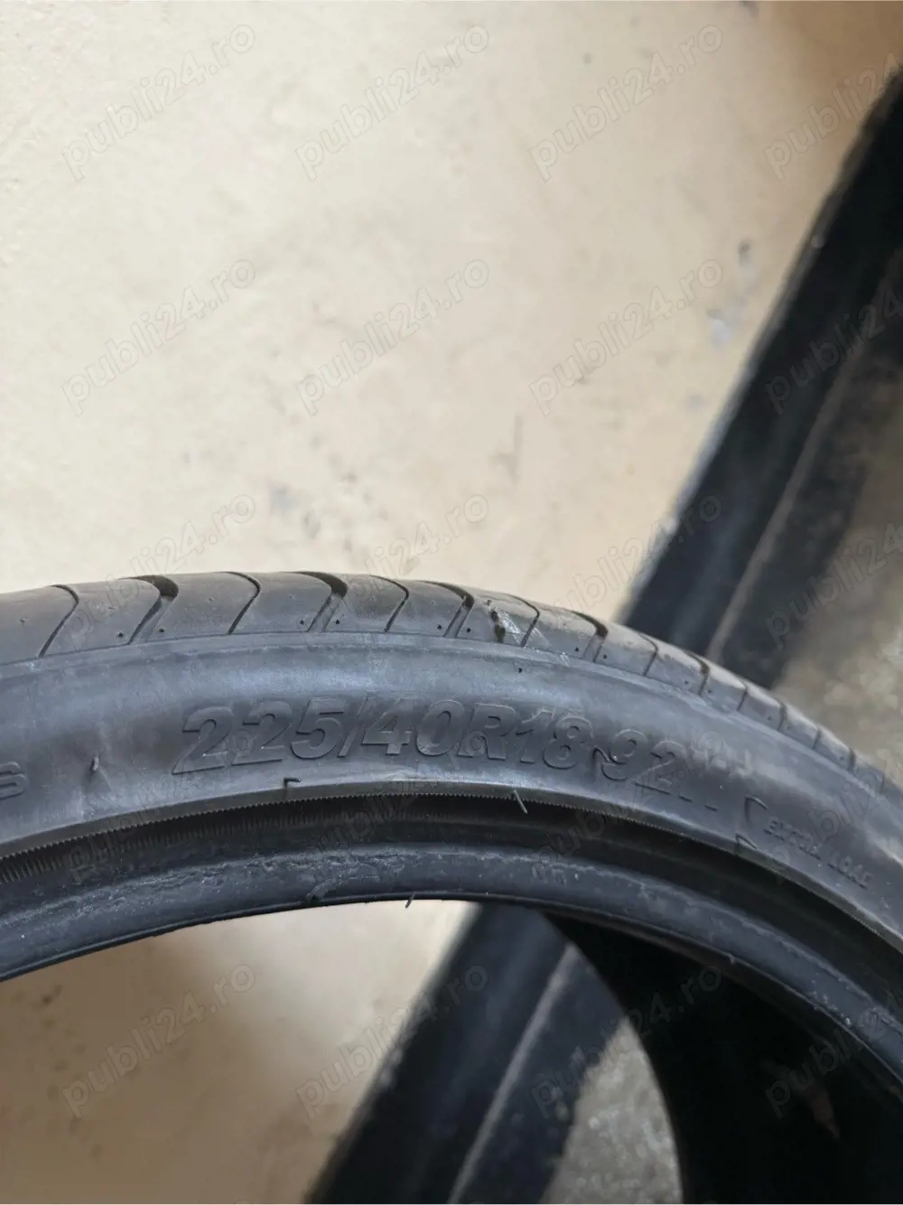 vand cauciucuri 225/40/r18