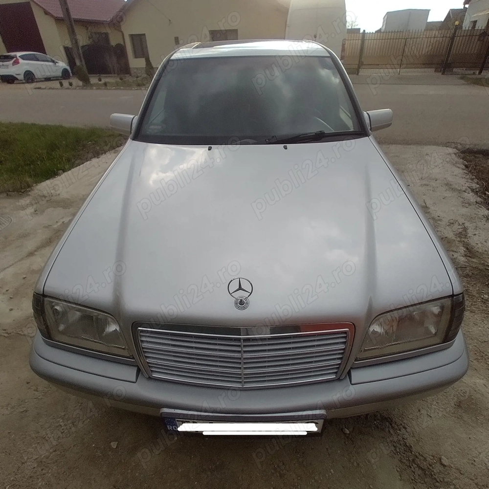Mercedes-Benz C180 Automat (W2    Potențial Vehicul Istoric