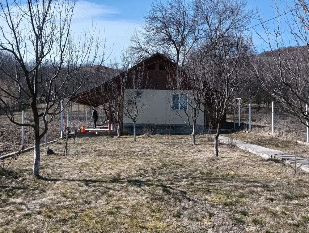 Casă de vânzare Sat Chiojdu, jud. Buzău