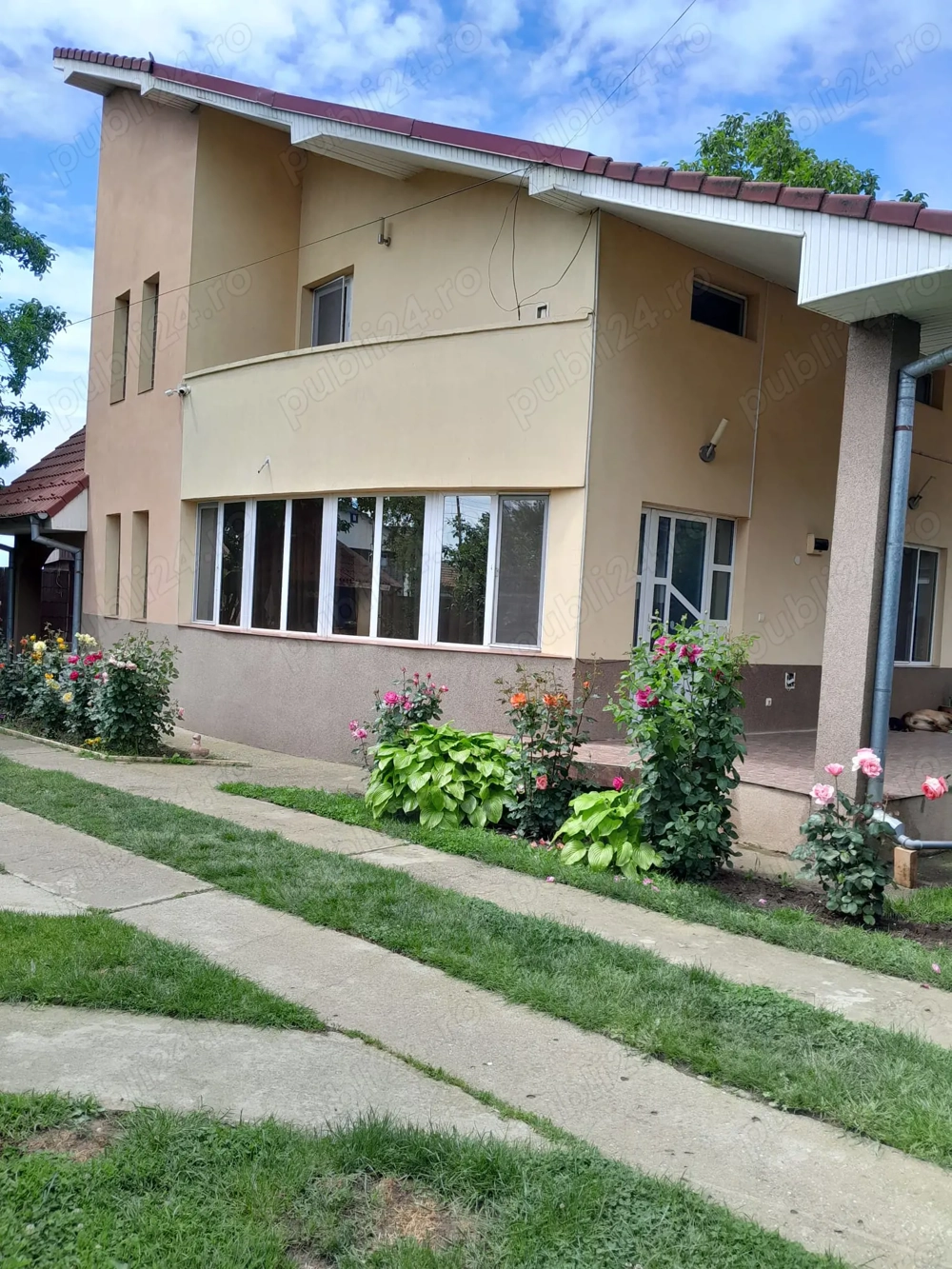  Casă spațioasă de vânzare în Milcov Deal   liniște, natură și confort, la doar 3 km de Slatina! 