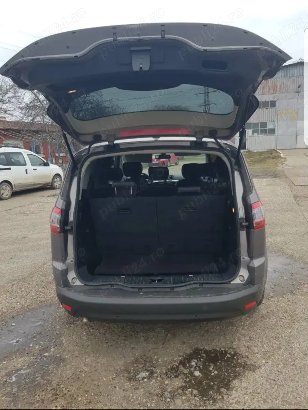 Ford S-Max 2011,7 locuri.