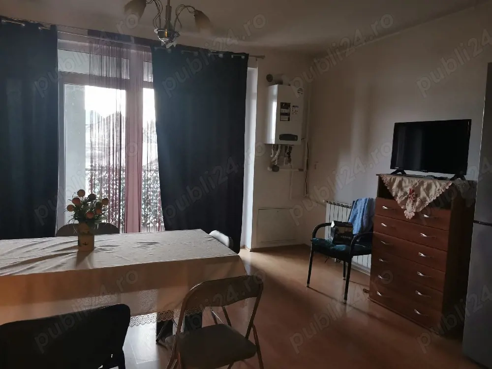 Inchiriez apratament