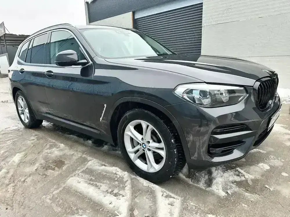 BMW X3 xDrive30e Plug-in Hybrid
