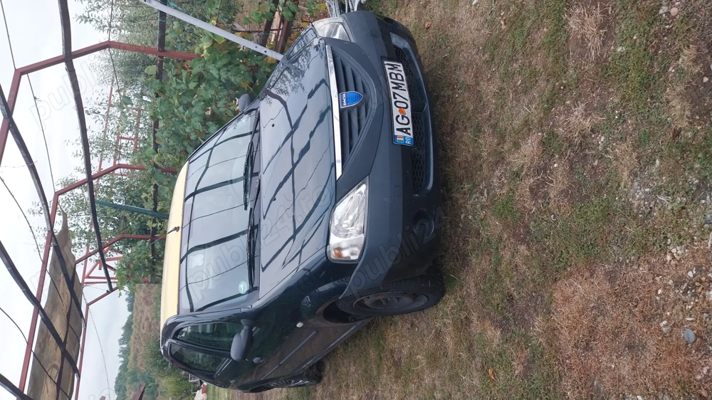 Vând logan din anul 2006