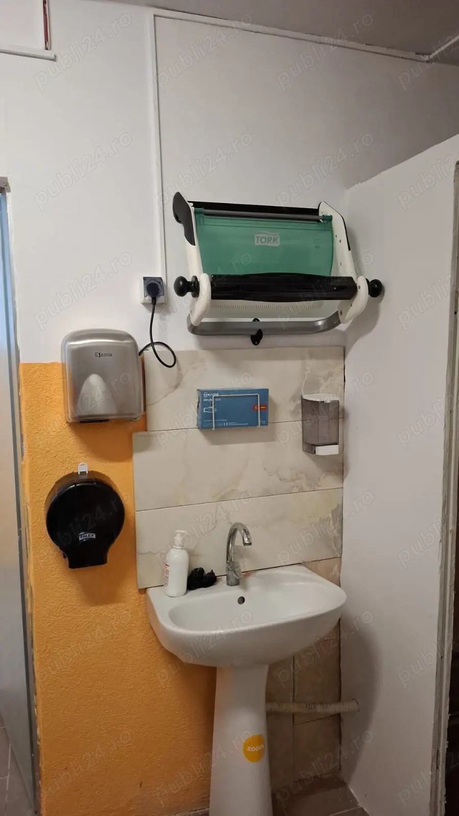 Angajez Sudor, electro-mecanic, lucrari reparatii, cazare.