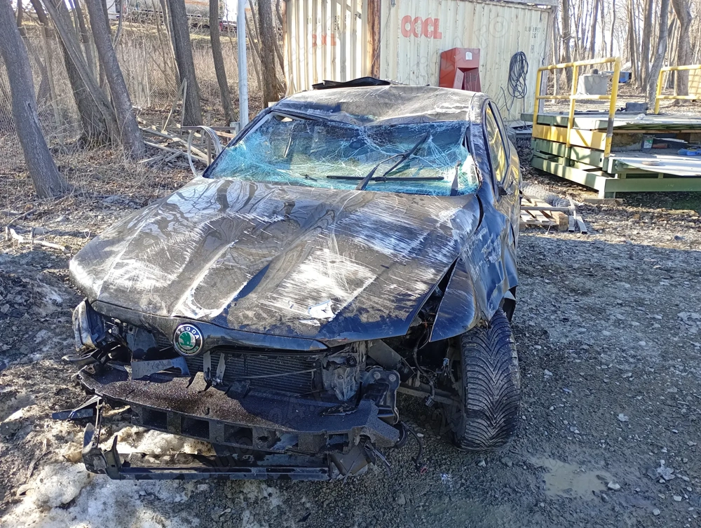 Dezmembrez Skoda Superb II