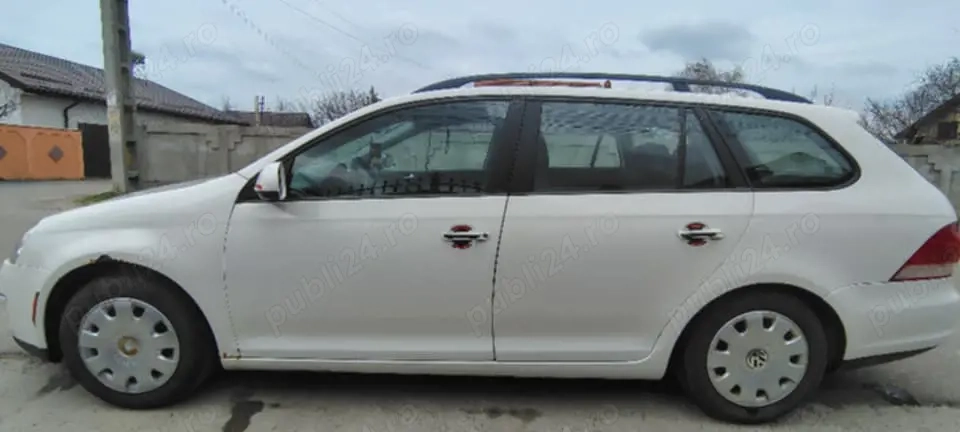 Se vinde. Autoturism marca golf 5