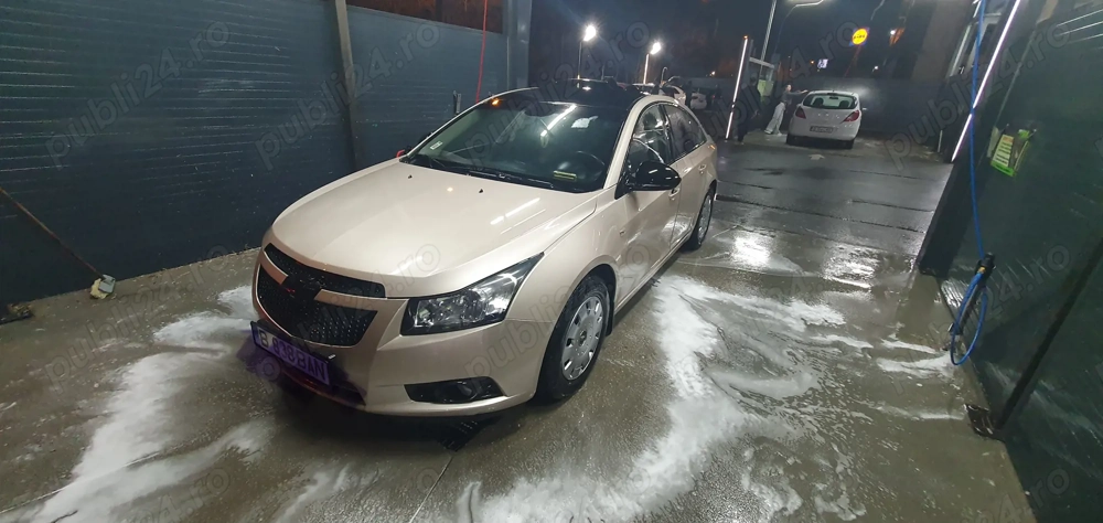 Chevrolet cruze 2011 luna 11