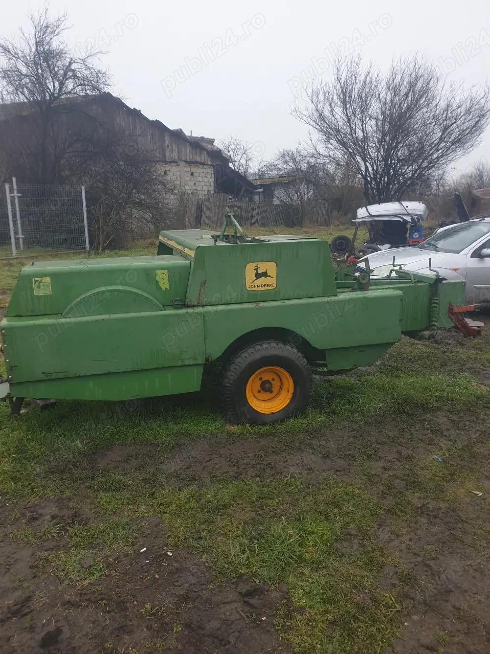 presa de baloti JonhDeer