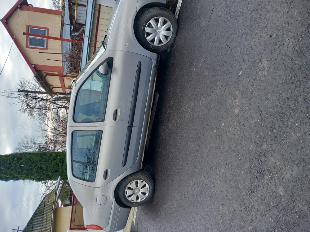 Vând Renault Simbol din 2006 