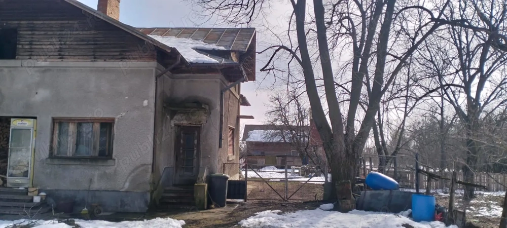 Casa+teren de vanzare
