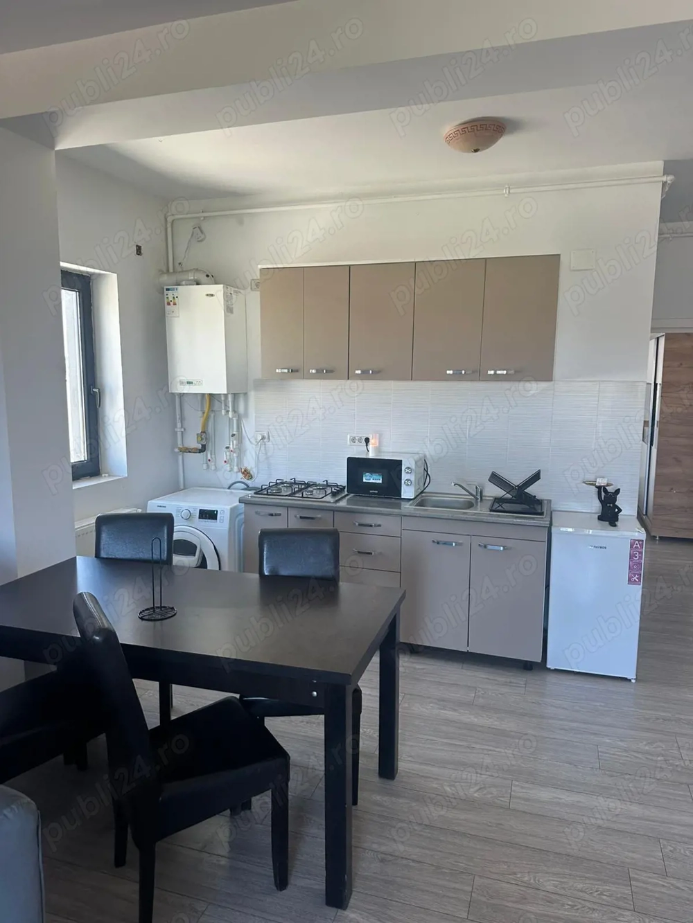 Apartament de vânzare + parcare mamaia nord 