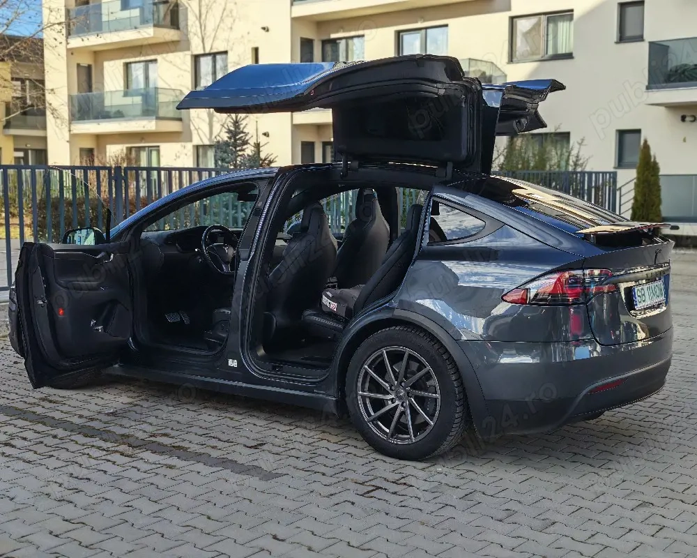 Vând Tesla model X 100D
