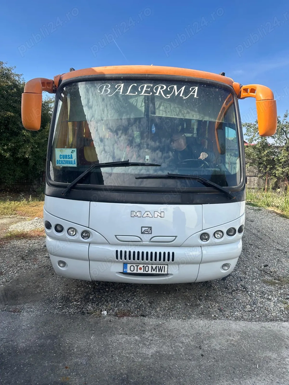 SC vinde auto Man Andecar IV - 31 locuri