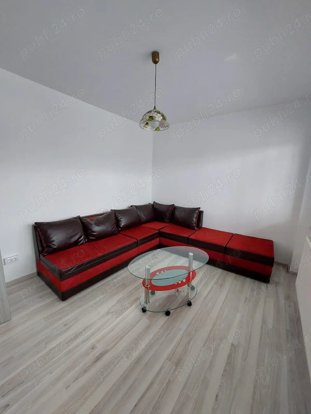 PF 3 camere -Central-Palas -renovat complet, mobilat, luminos, rentabil, fara investii ulterioare