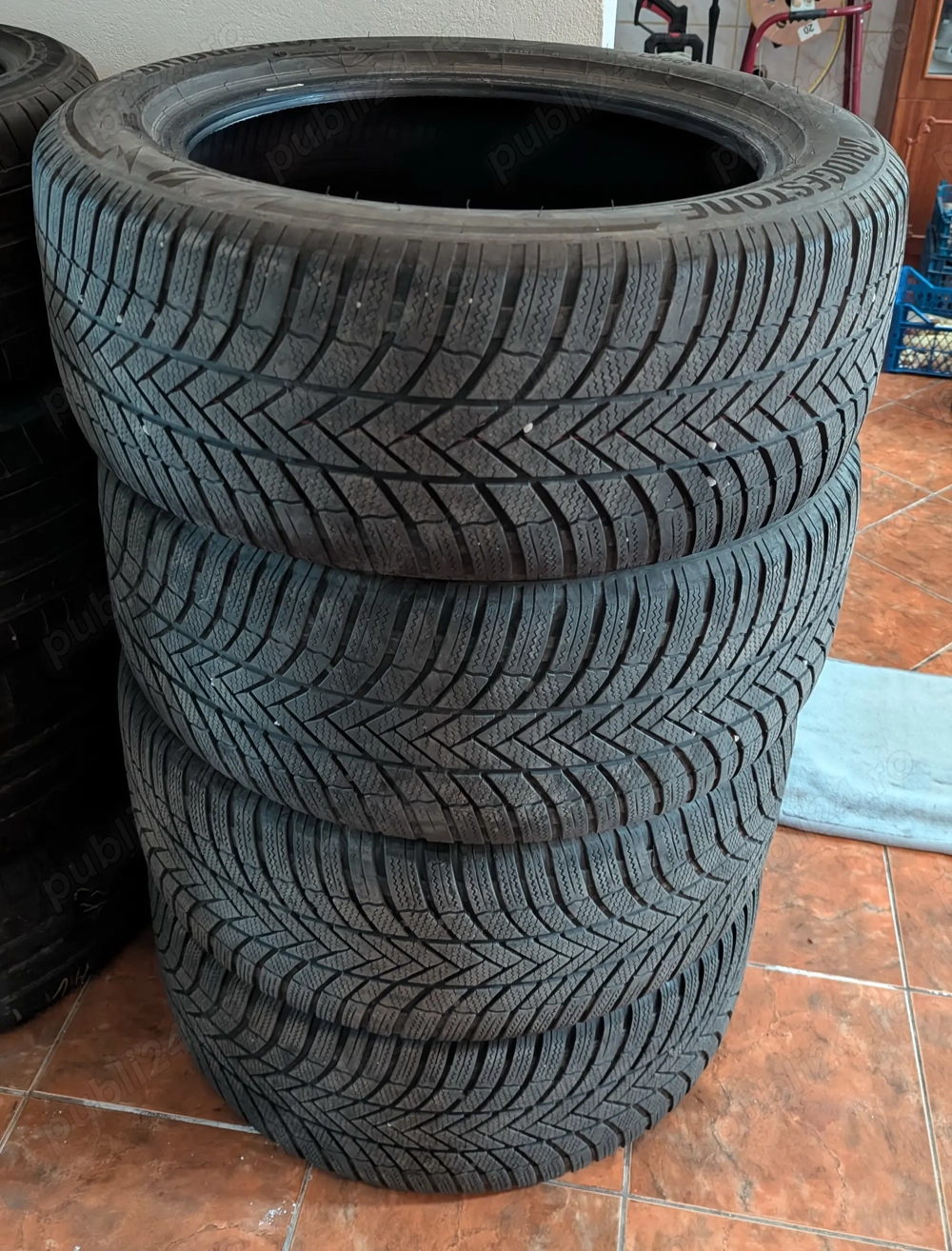 set 4 anvelope M+S/iarna 255/50/19 Bridgestone