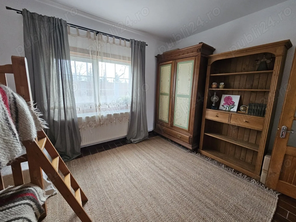 Vand casa cu proiect de permacultura, in Sacosu Turcesc