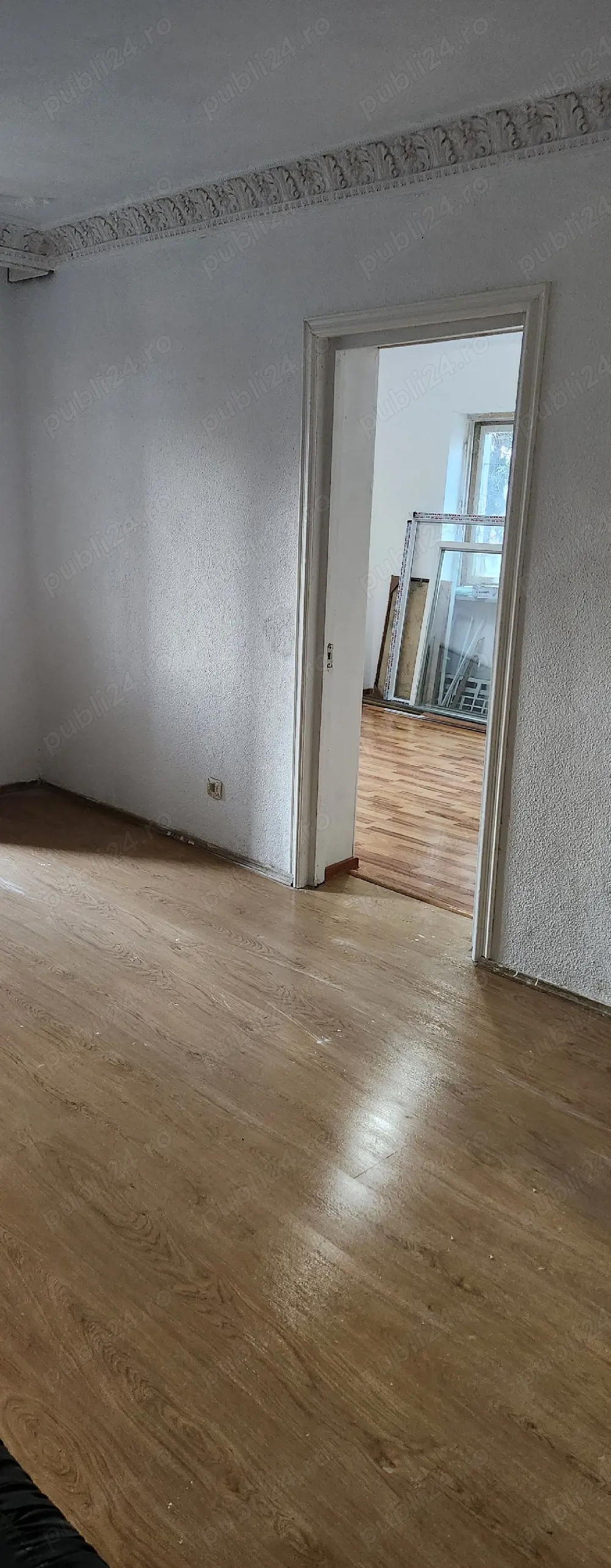 Apartament 2cam -Parter 52MP. RENOVAT COMPLET Bals bl. L2