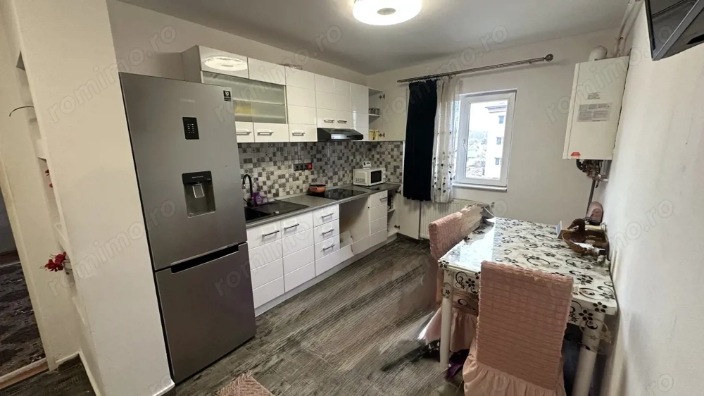 Apartament 2 balcoane, 49 mp, zona Sud