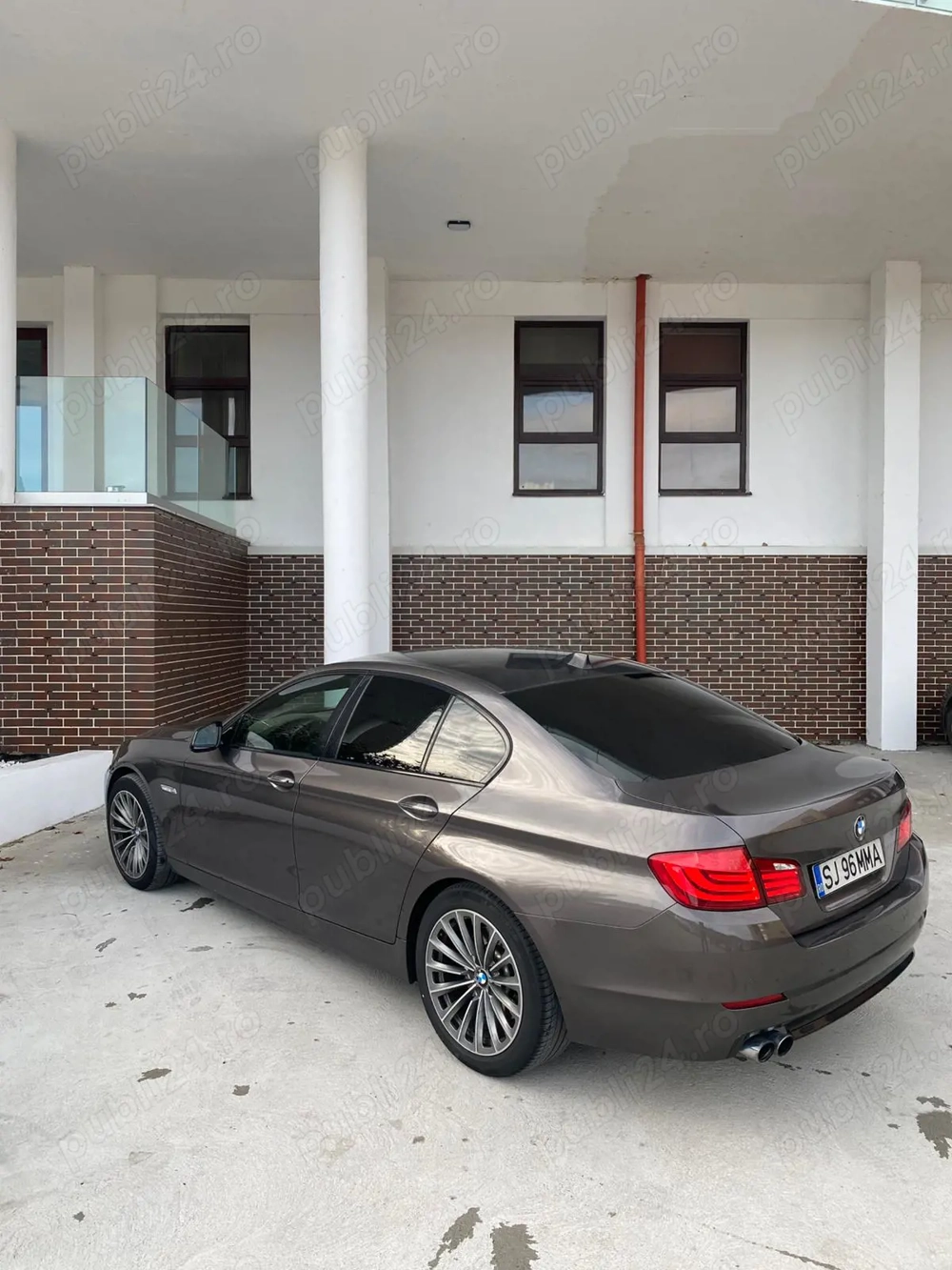 BMW seria 5 F10 2011 525 diesel automat