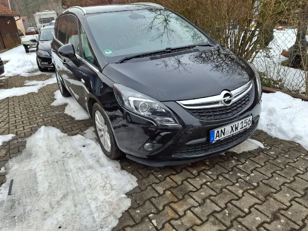 Opel Zafira  2015