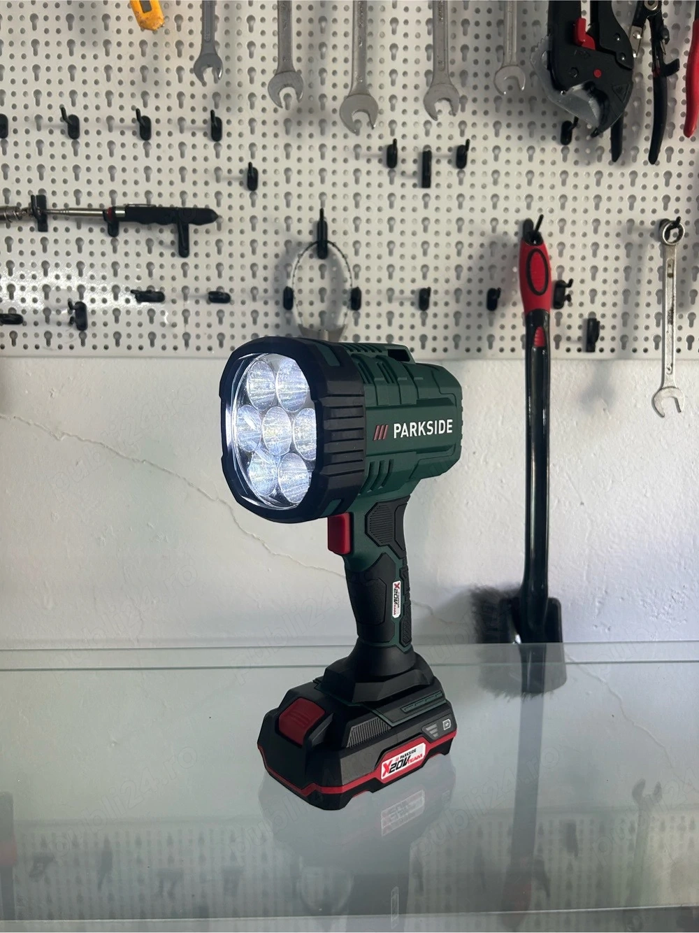 Lampă(lanternă) led de mana Parkside