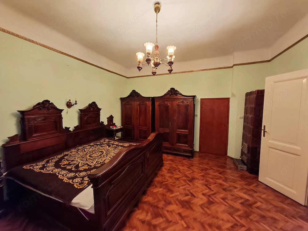 Vand casa D+P+E,zona Bld.Victor Babes
