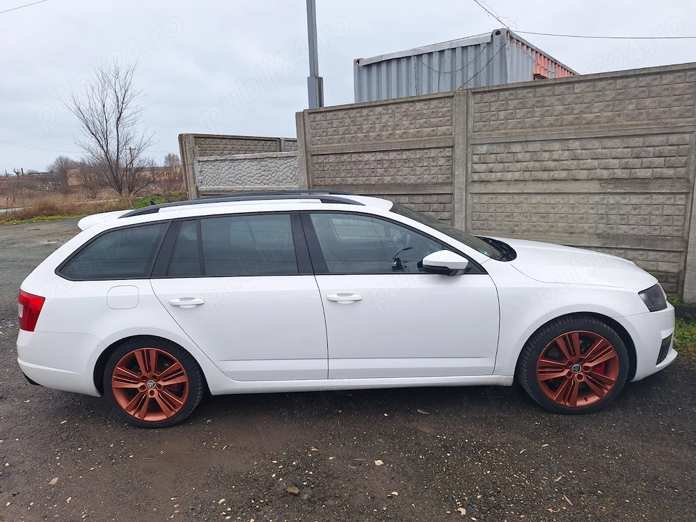 Skoda Octavia vRS alba