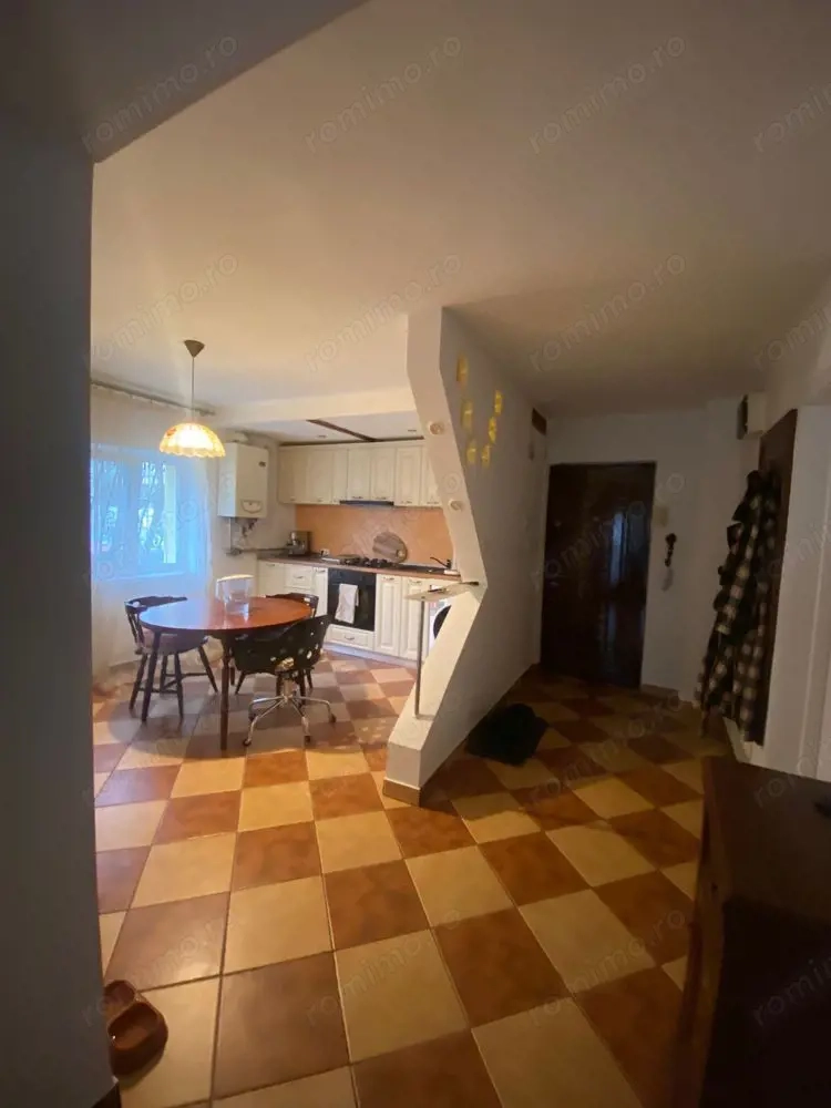 Vanzare 3 Camere Mall Vitan, Încălzire în pardoseală, Lângă Grădiniță și Școli