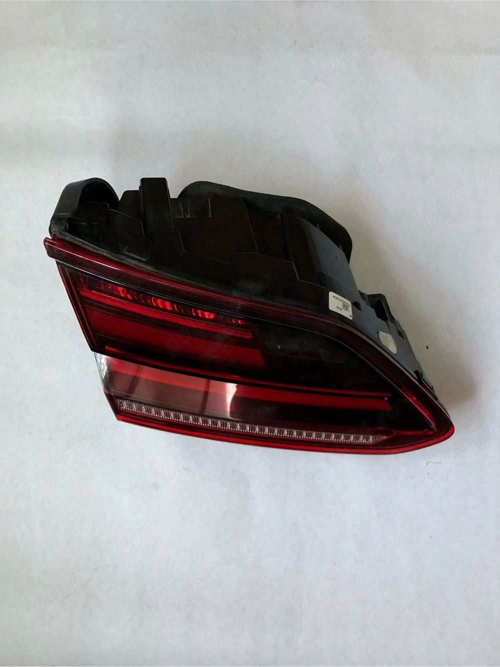 Volkswagen Arteon Lampă spate în capacul portbagajului 3G8945308N