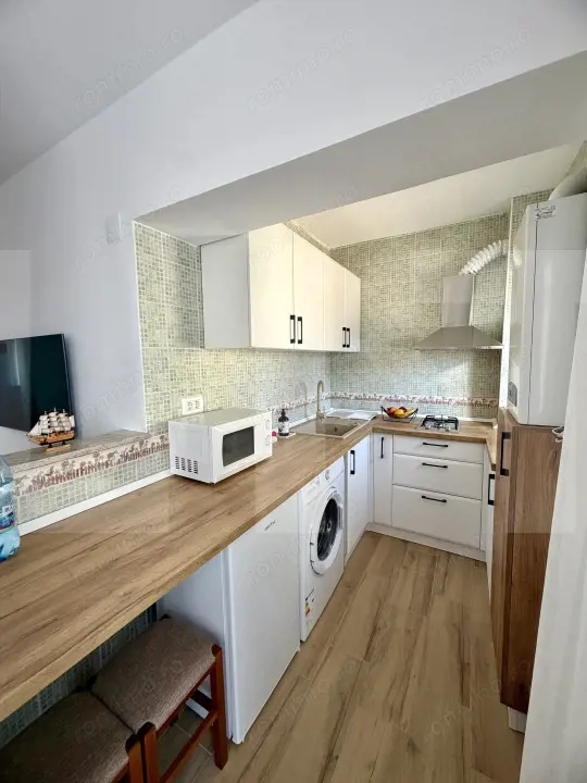 Apartament modern la prima închiriere, zonă excelentă