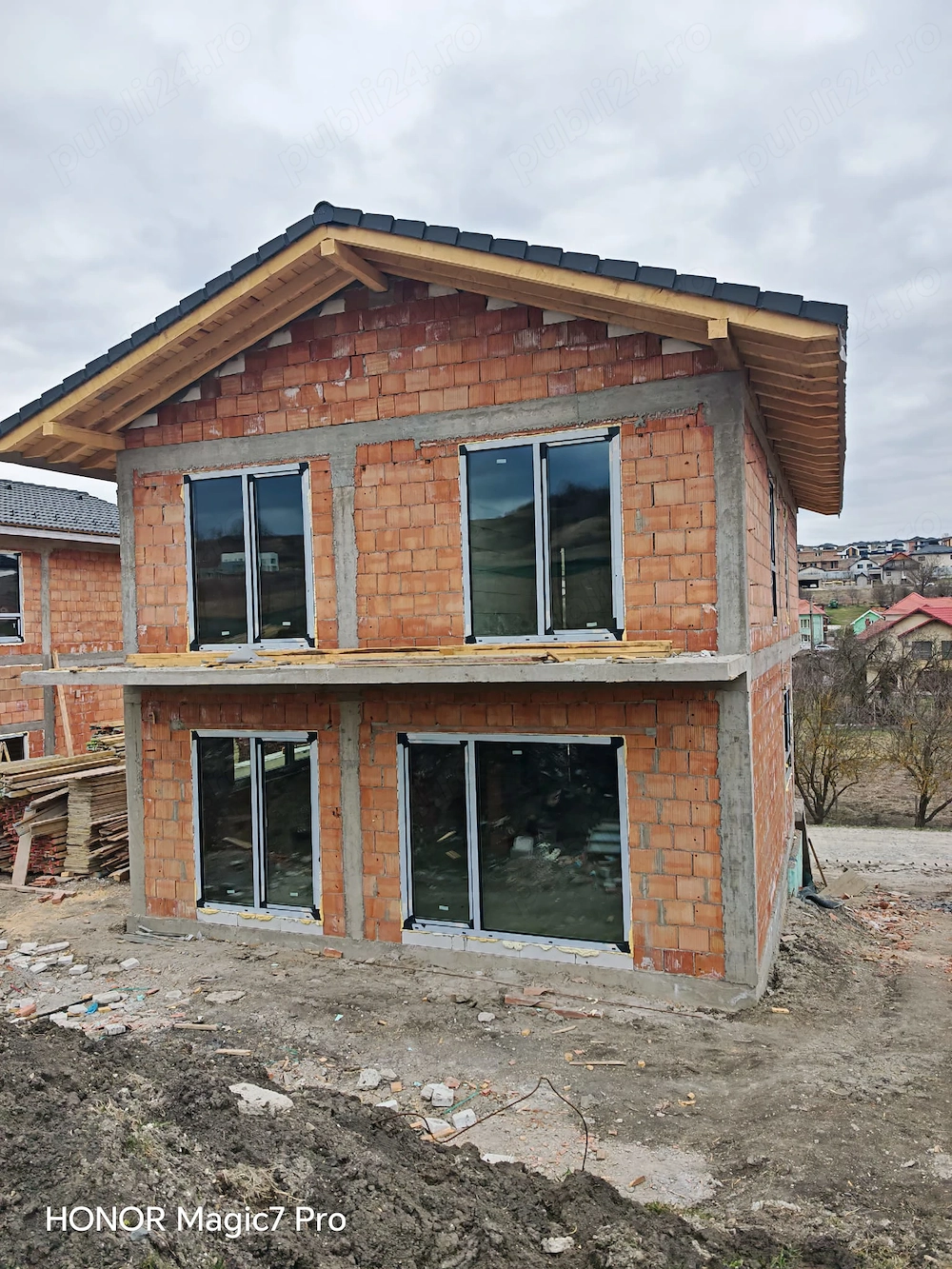 Casa de vanzare premium 220 mp utili 