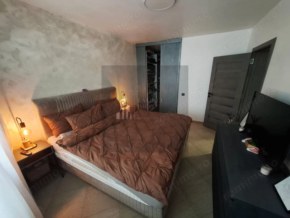 Apartament 3 camere decomandat 112mp Metalurgiei / Turnu Magurele