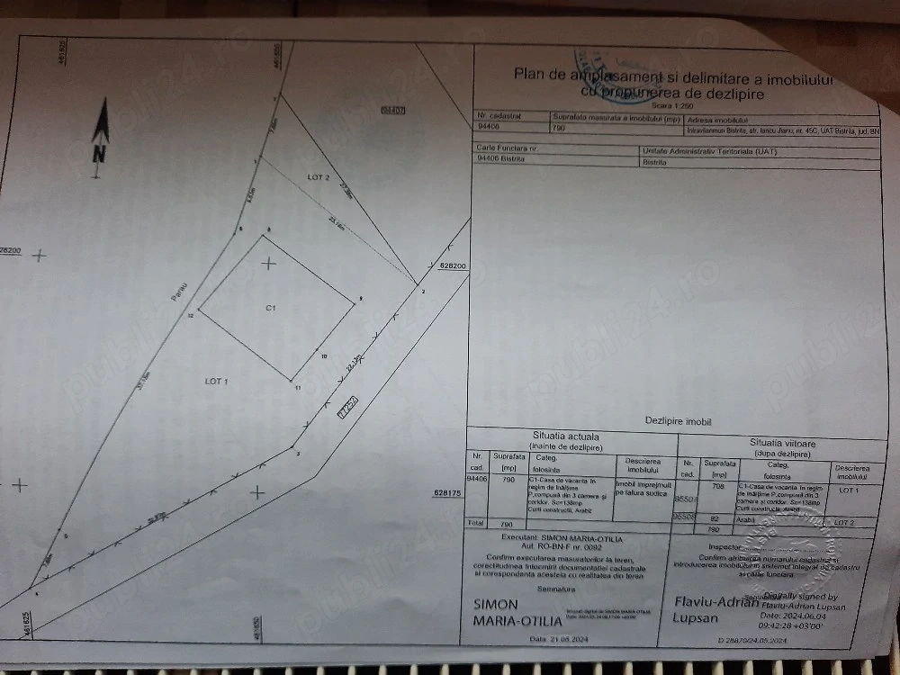 teren 708 m pătrați +Casă de finisare 138m pătrați +250 m pătrați proprietate strada privată. 