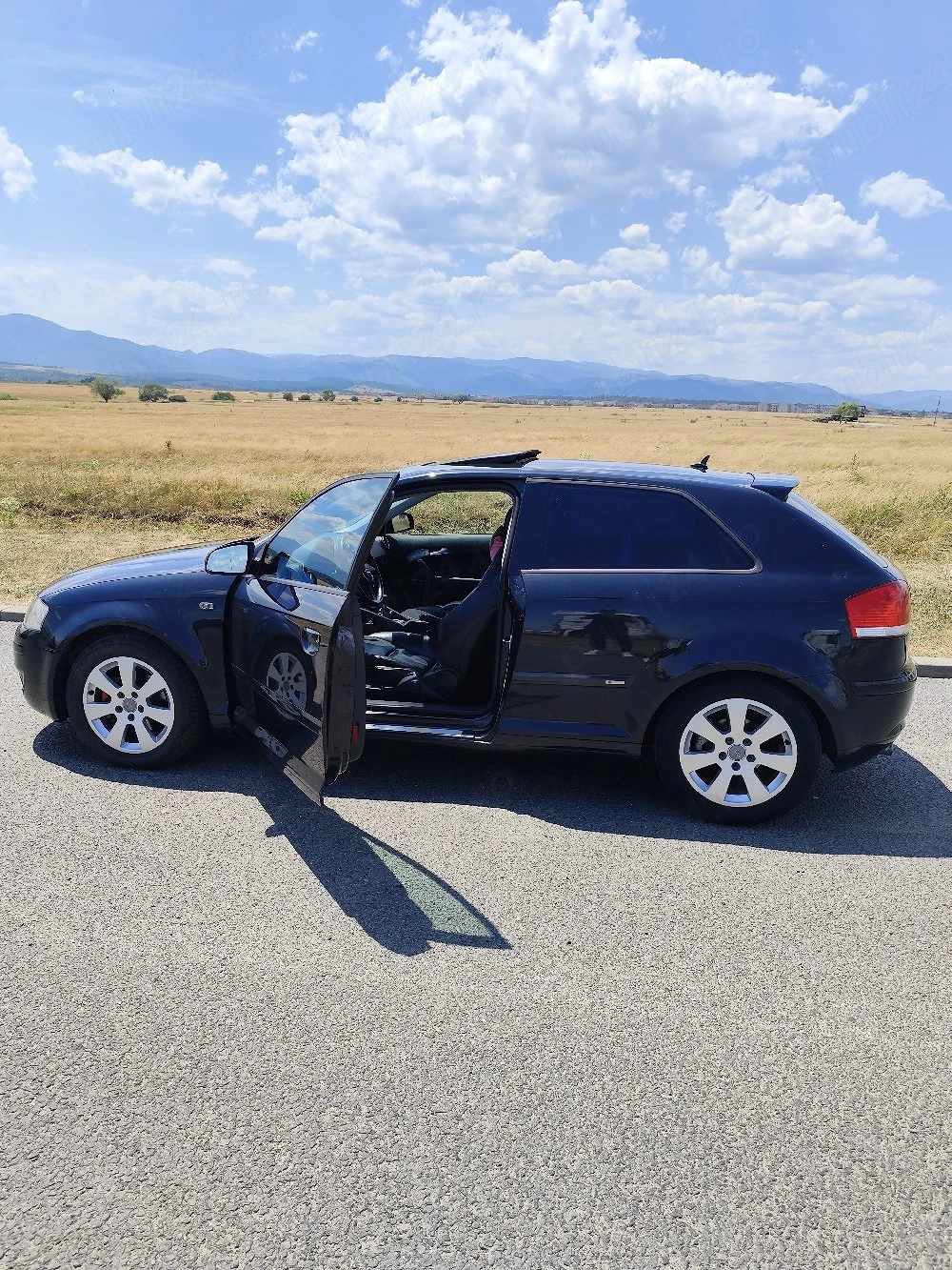 Vând Audi A3 S-line (defect)