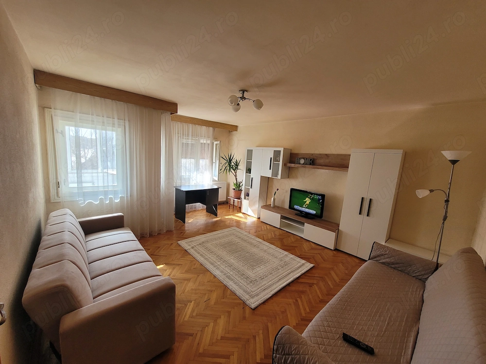 Închiriez apartament cu doua camere 