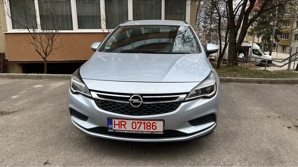 Opel Astra K- 54.000 km reali 