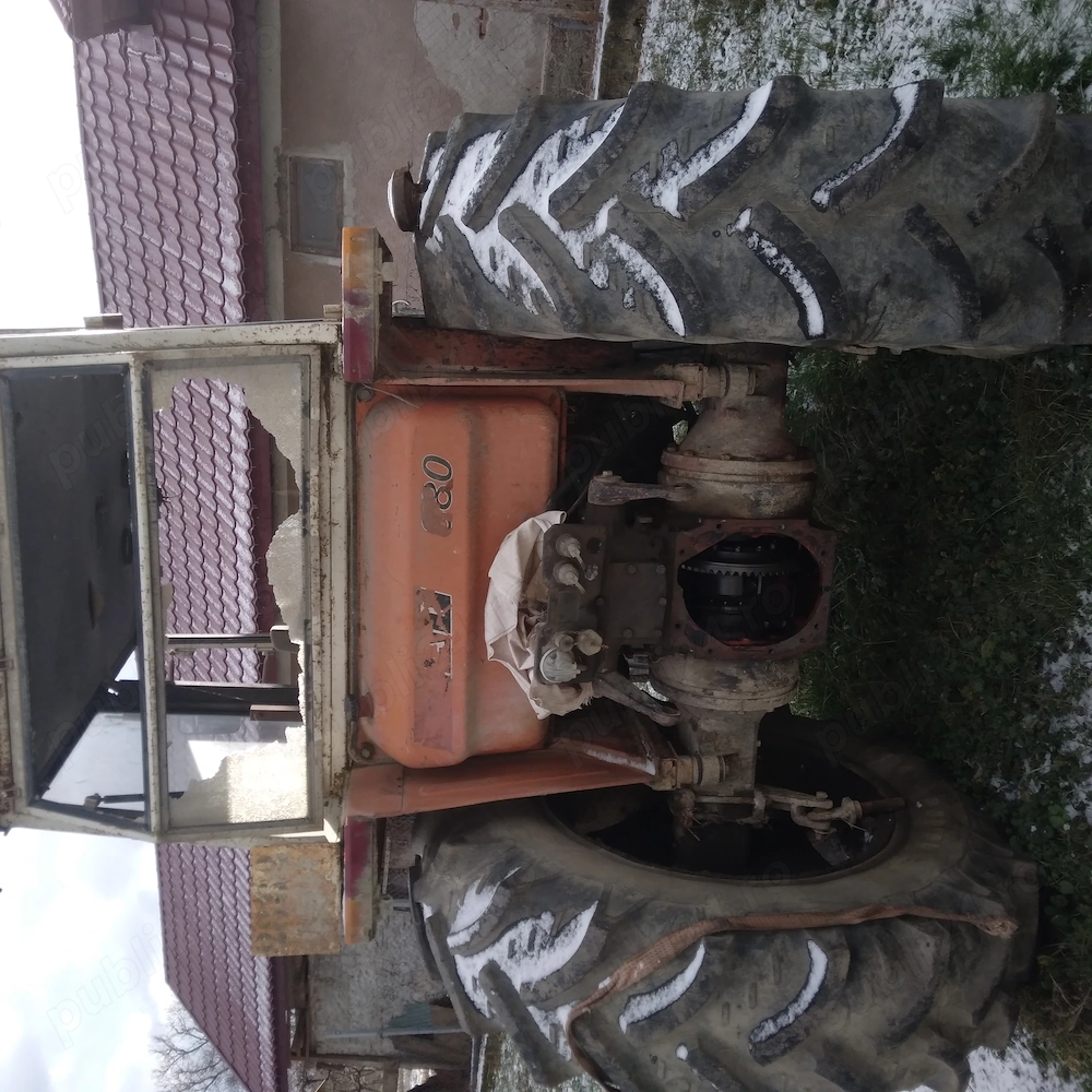 Tractor fiat model 880